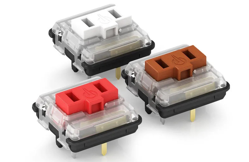 Крупный план низкопрофильных механических переключателей Kailh Choc v1, демонстрирующий их плоский прямоугольный шток, несовместимый с MX-кейкапами.