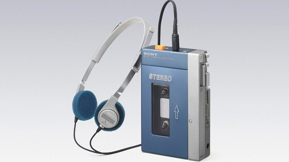 Плеер - Walkman от Sony. 