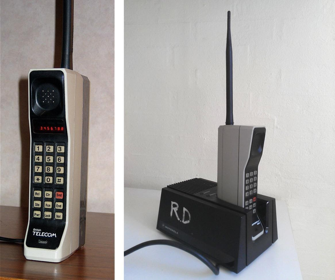 Motorola DynaTAC 8000X.