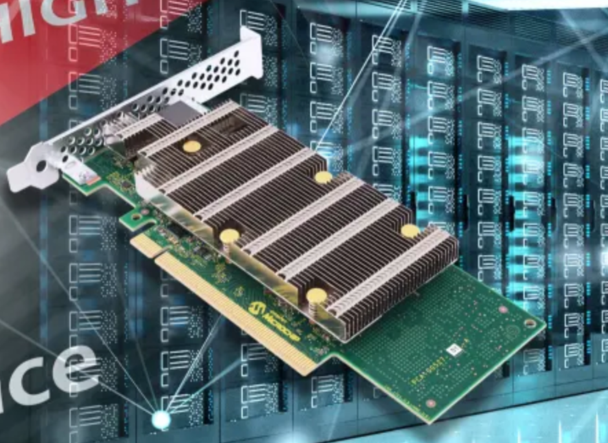 Ускоритель Adaptec SmartRAID 4300.