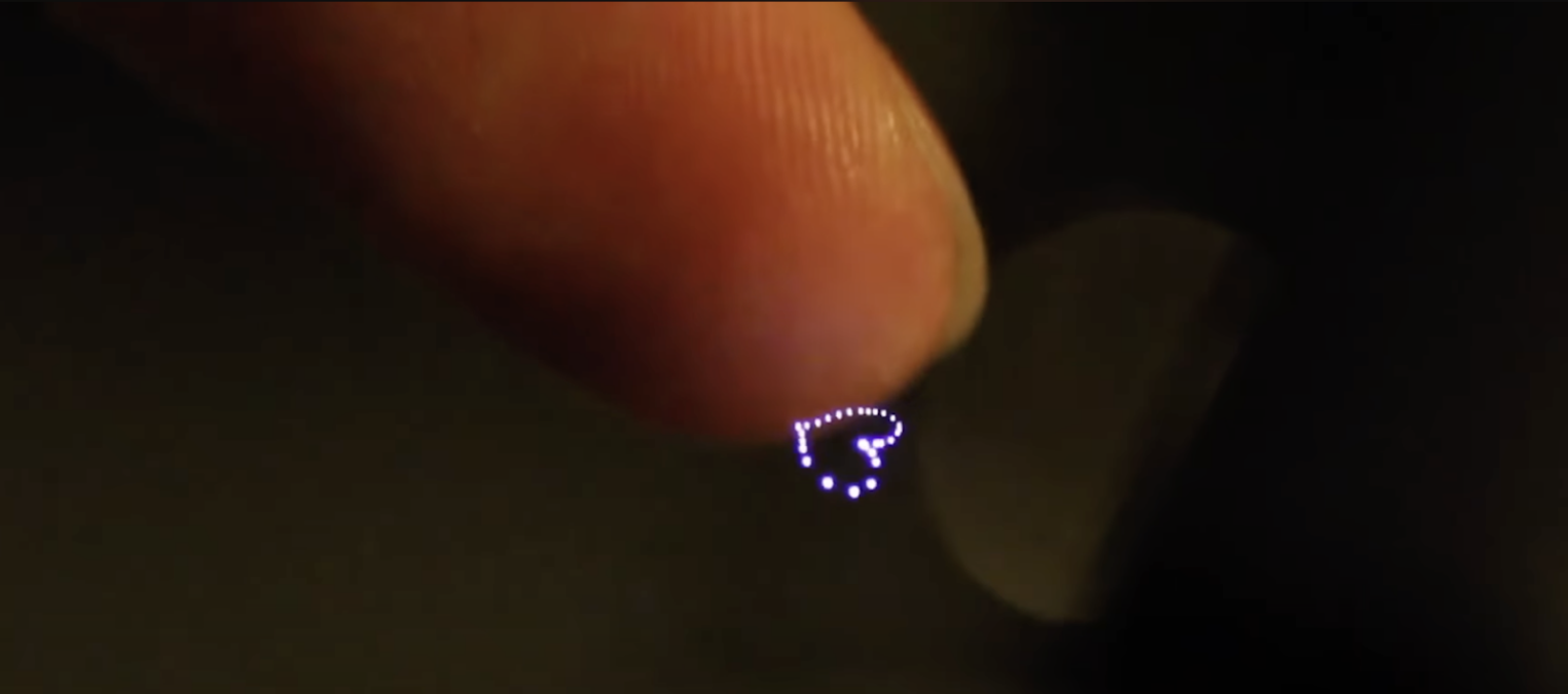 Демонстрация голограммы на базе лазерно-индуцированного пробоя.