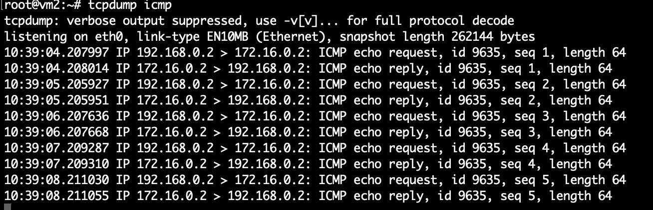 Логинимся на ВМ1 и запускаем пинг до ВМ2.