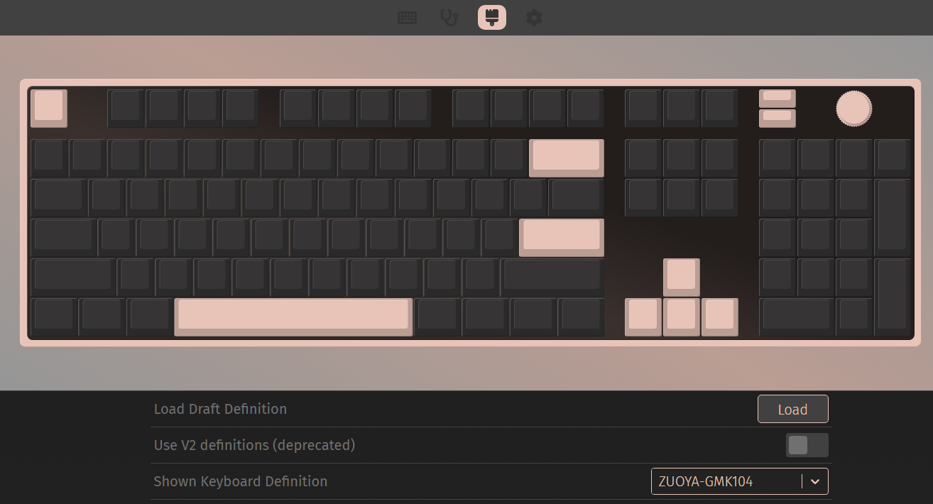 Интерфейс программы VIA с успешно загруженной схемой раскладки клавиатуры GMK104.