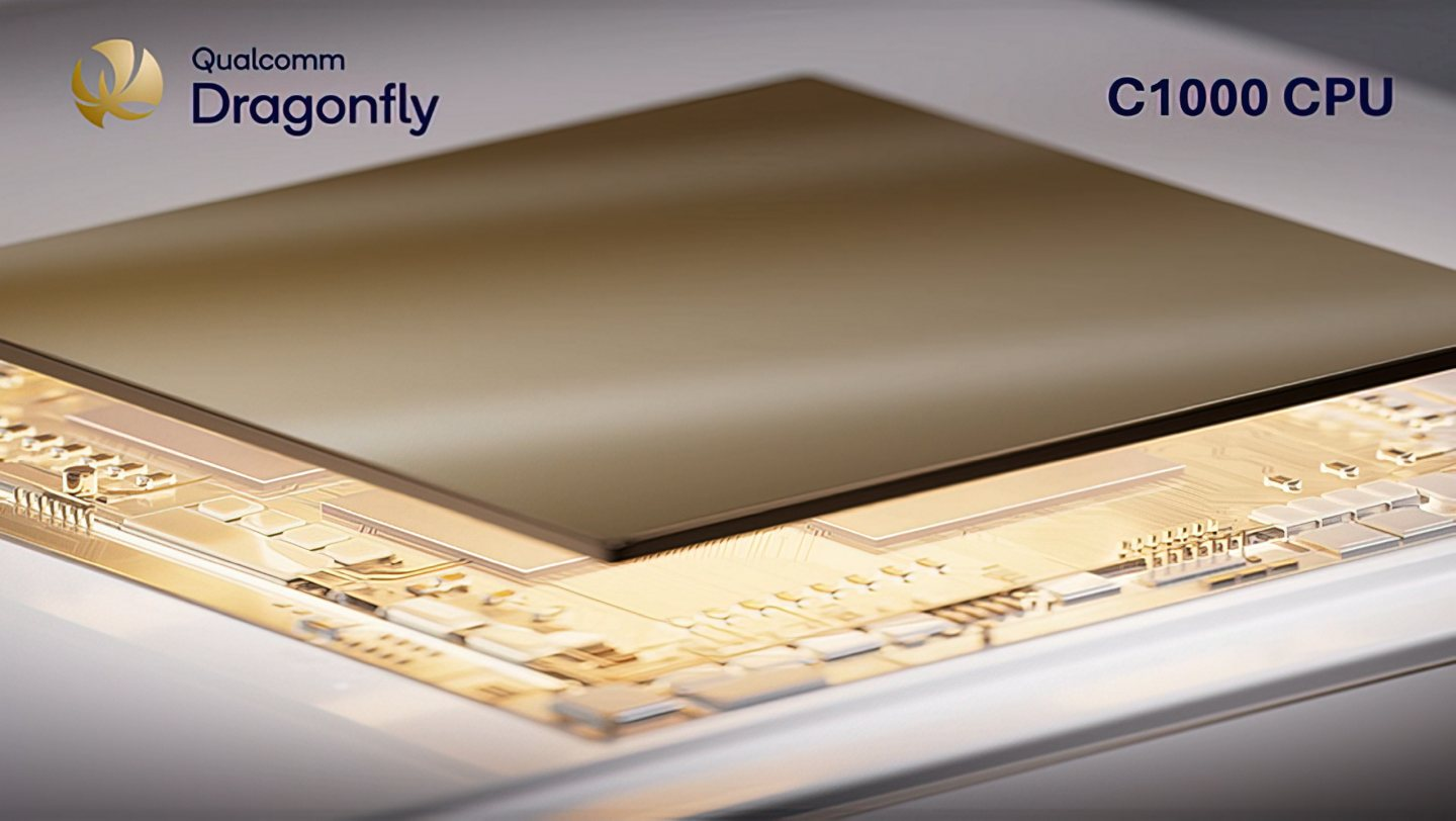 Серверный процессор Qualcomm Dragonfly C1000 крупным планом.