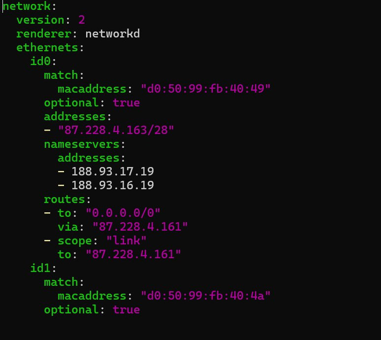 Пример конфигурационного файла 50-cloud-init.yaml в формате YAML для настройки сетевого интерфейса IPv4 на сервере через Netplan.
