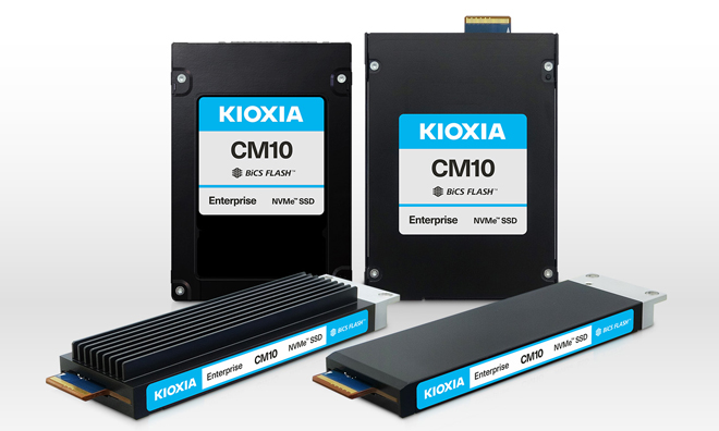 Корпоративные NVMe SSD-накопители Kioxia CM10 серии BiCS FLASH в различных форм-факторах.