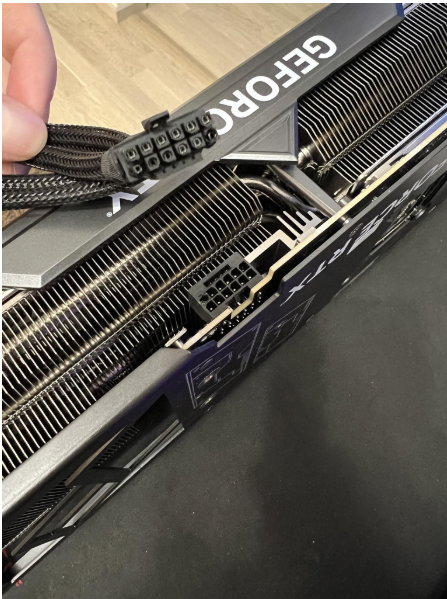 Разъем питания видеокарты 12VHPWR PCIe 5.0 на графическом процессоре RTX 4090.